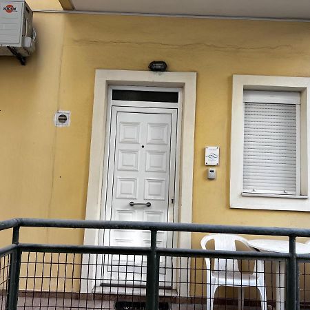 Central Single Room Ground Floor Heraklion  Екстер'єр фото